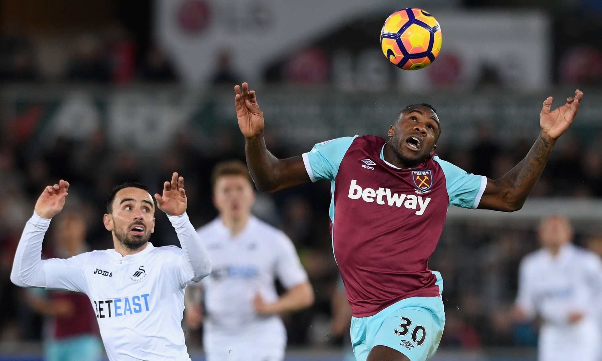 了巨大的潜 了巨大的潜